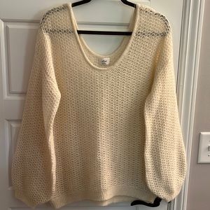 NWOT Wilfred Raelynn Aritzia Sweater